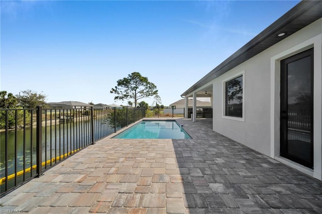 411 NE 25th St , Cape Coral, FL 33909 Photo