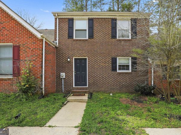 155 Williamsburg Way, Fayetteville, GA 30214