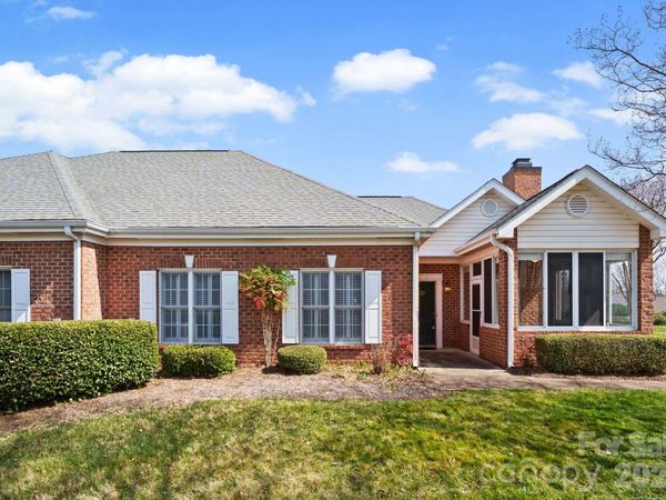 8348 Highland Glen Drive, Charlotte, NC 28269