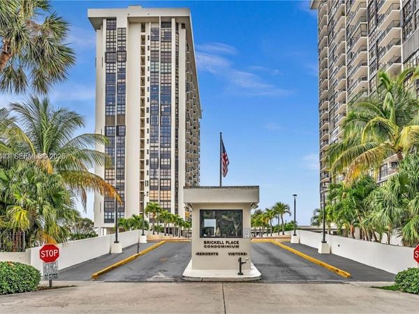 1901 Brickell Ave, Unit B1407, Miami, FL 33129