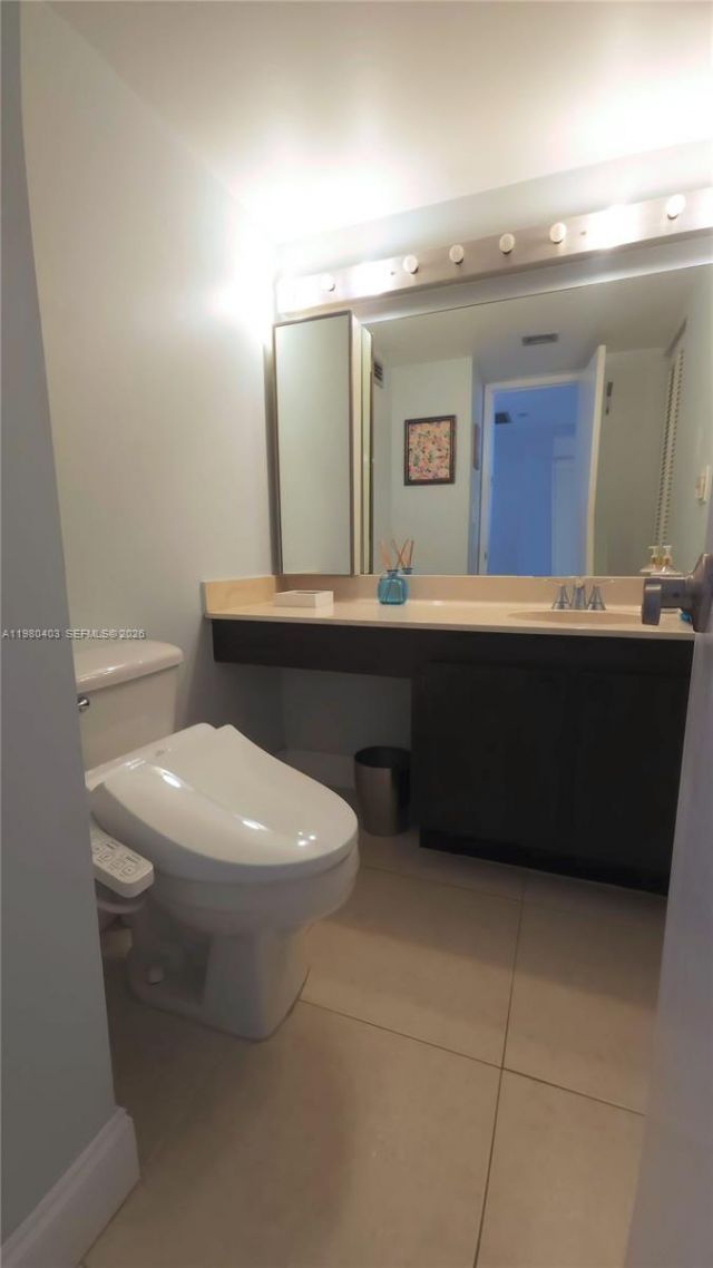 1901 Brickell Ave, Unit B1407, Miami, FL 33129 Photo