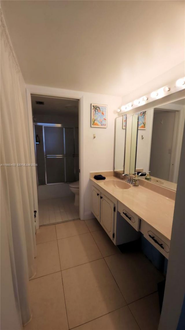 1901 Brickell Ave, Unit B1407, Miami, FL 33129 Photo