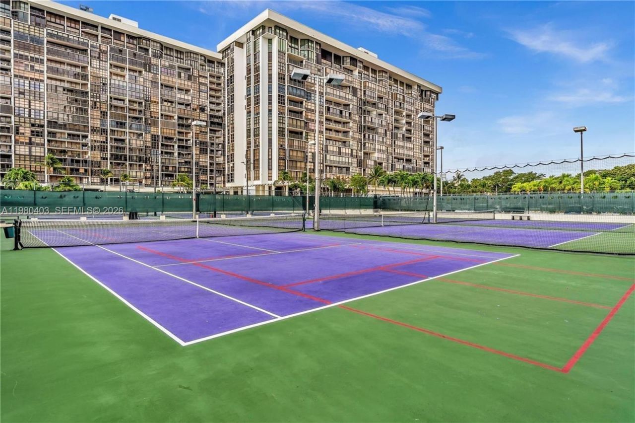 1901 Brickell Ave, Unit B1407, Miami, FL 33129 Photo