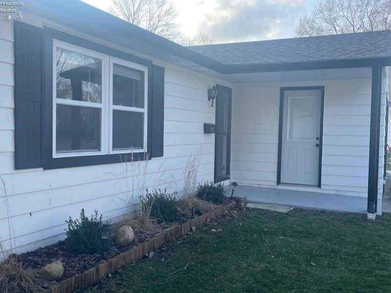 323 Portland Drive, Huron, OH 44839 Photo 6