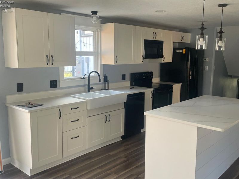 323 Portland Drive, Huron, OH 44839 Photo 7