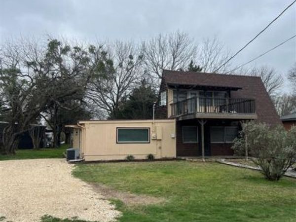162 Kent Street, Pottsboro, TX 75076