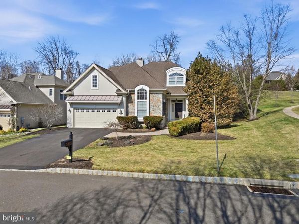 302 BLUE HERON COURT, NEW HOPE, PA 18938