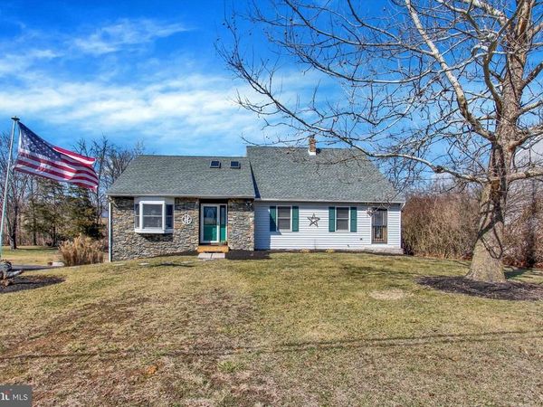 3 HOWARD DRIVE, EAST BERLIN, PA 17316