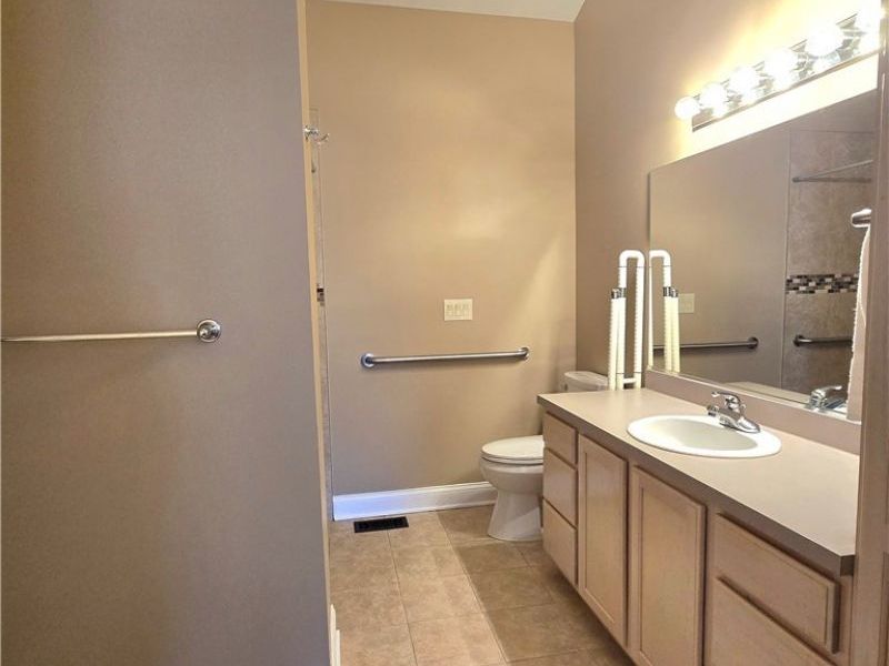 1470 Camden Ridge Boulevard , Unit 42, Green, OH 44312 Photo 19