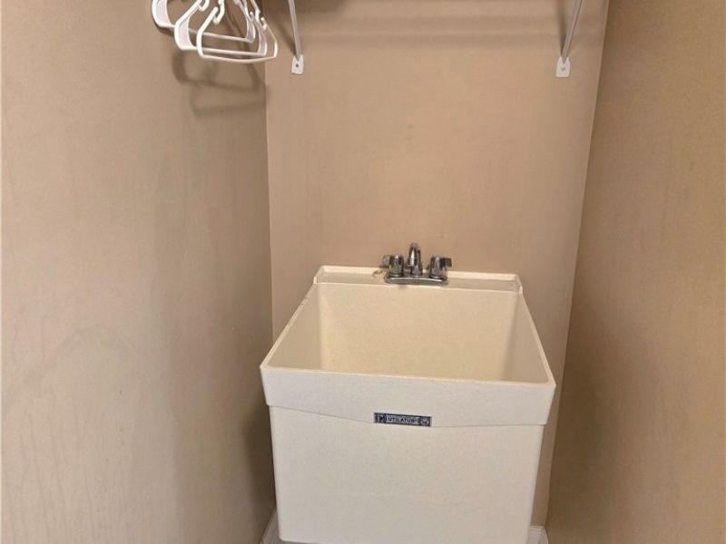 1470 Camden Ridge Boulevard , Unit 42, Green, OH 44312 Photo 28