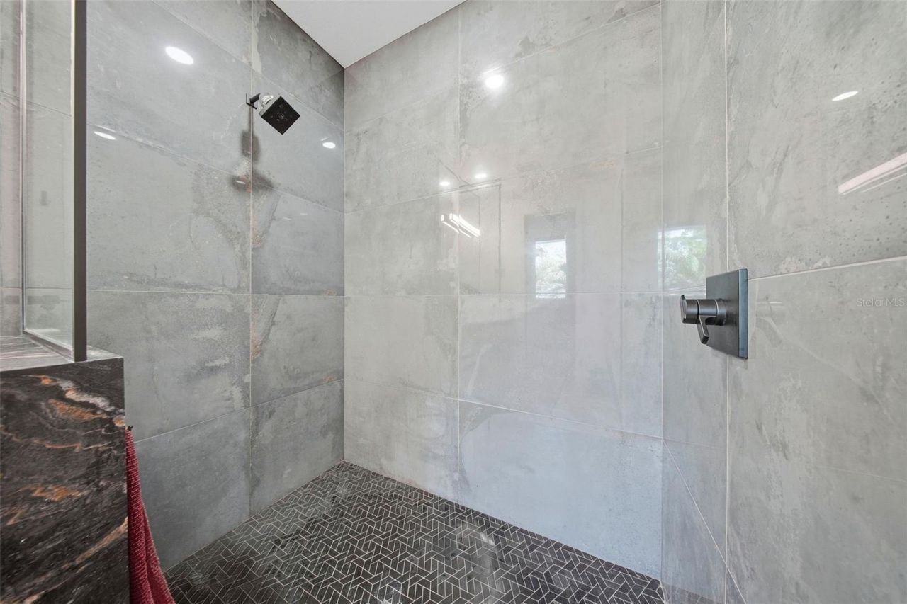 532 31st Street S, Saint Petersburg, FL 33712 Photo