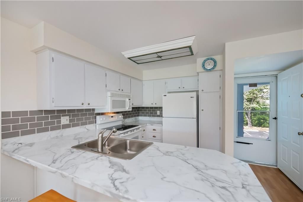 1100 Pondella Rd, Unit 514, Cape Coral, FL 33909 Photo