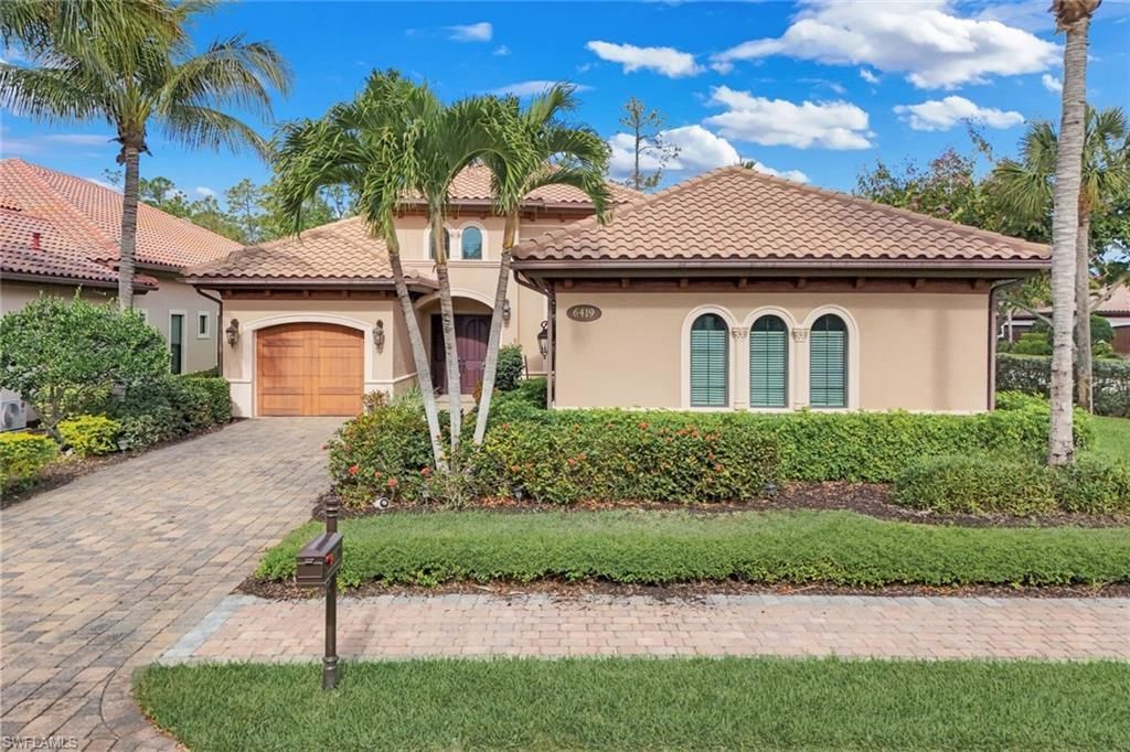 6419 Vivaldi Ct, Naples, FL 34113 Photo