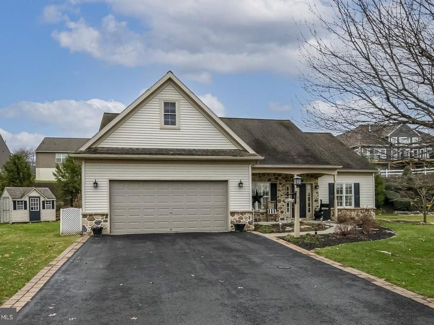 45 Thea Court, Womelsdorf, PA 19567 Main Photo