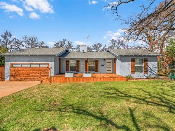 1313 W Sanford Street, Arlington, TX 76012