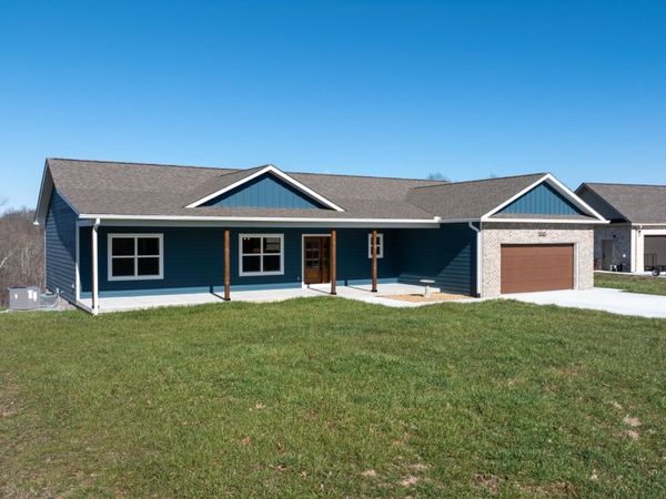 9345 Fox Hill Rd , Baxter, TN 38544