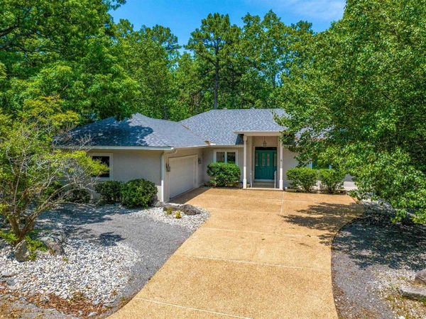 74 Medina Way, Hot Springs Village, AR 71909