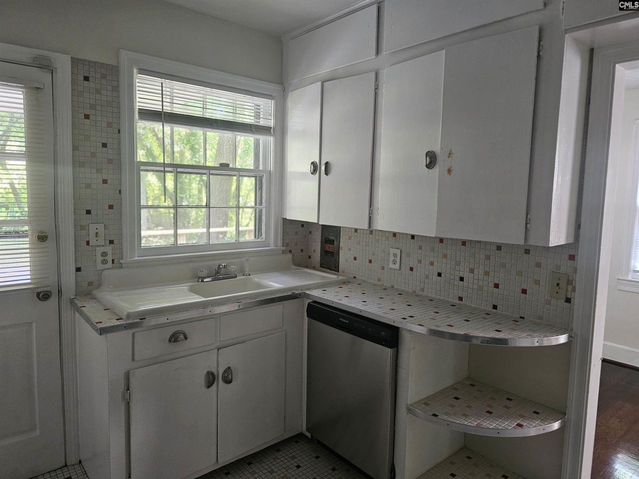 3947 Live Oak Street Photo 8