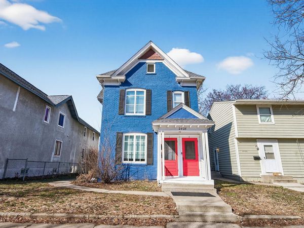 2428 11th Avenue S, Minneapolis, MN 55404
