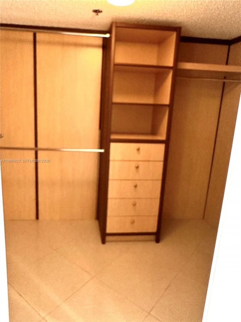 210 174th St , Unit 2411, Sunny Isles Beach, FL 33160 Photo