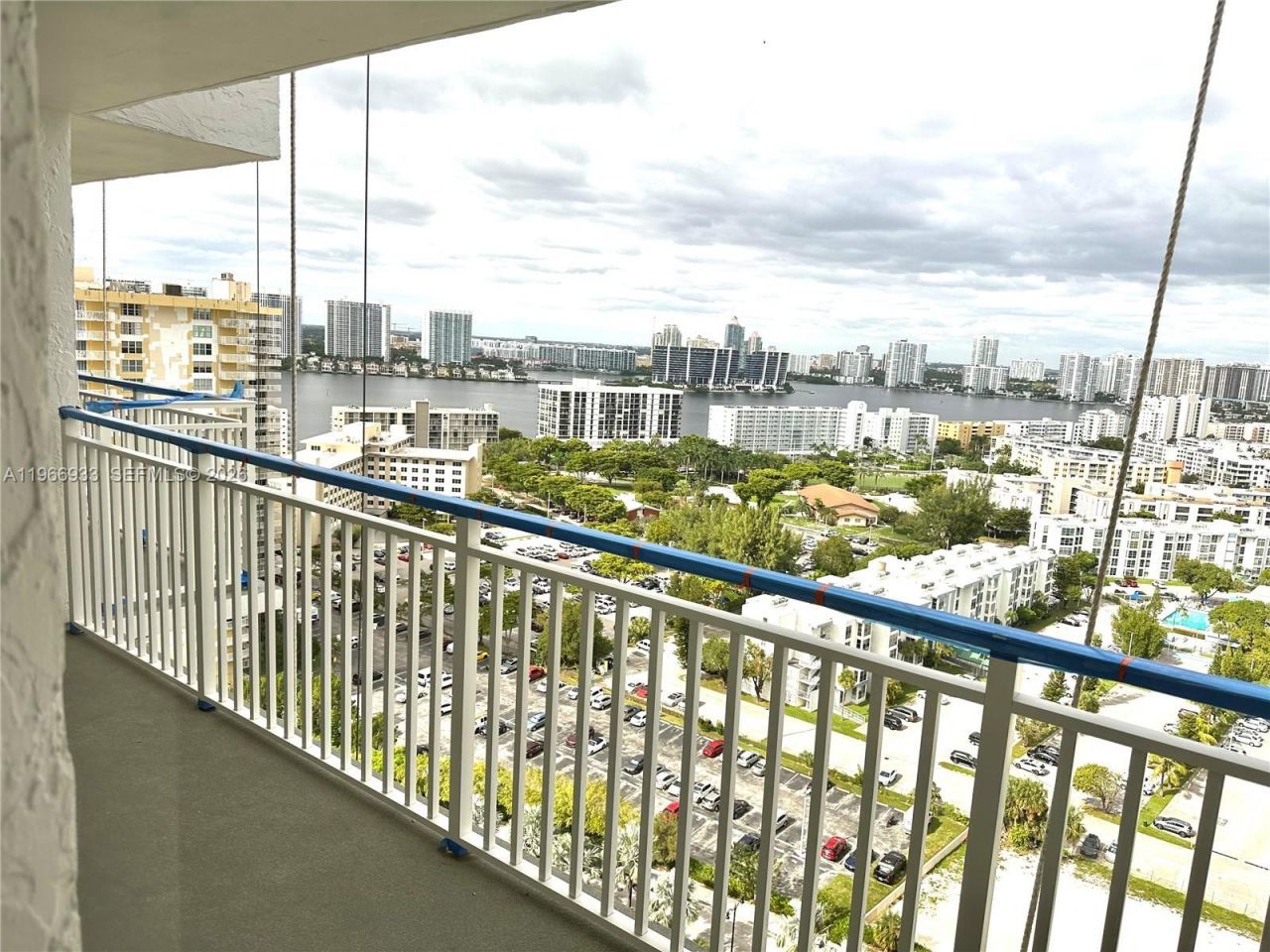 210 174th St , Unit 2411, Sunny Isles Beach, FL 33160 Photo