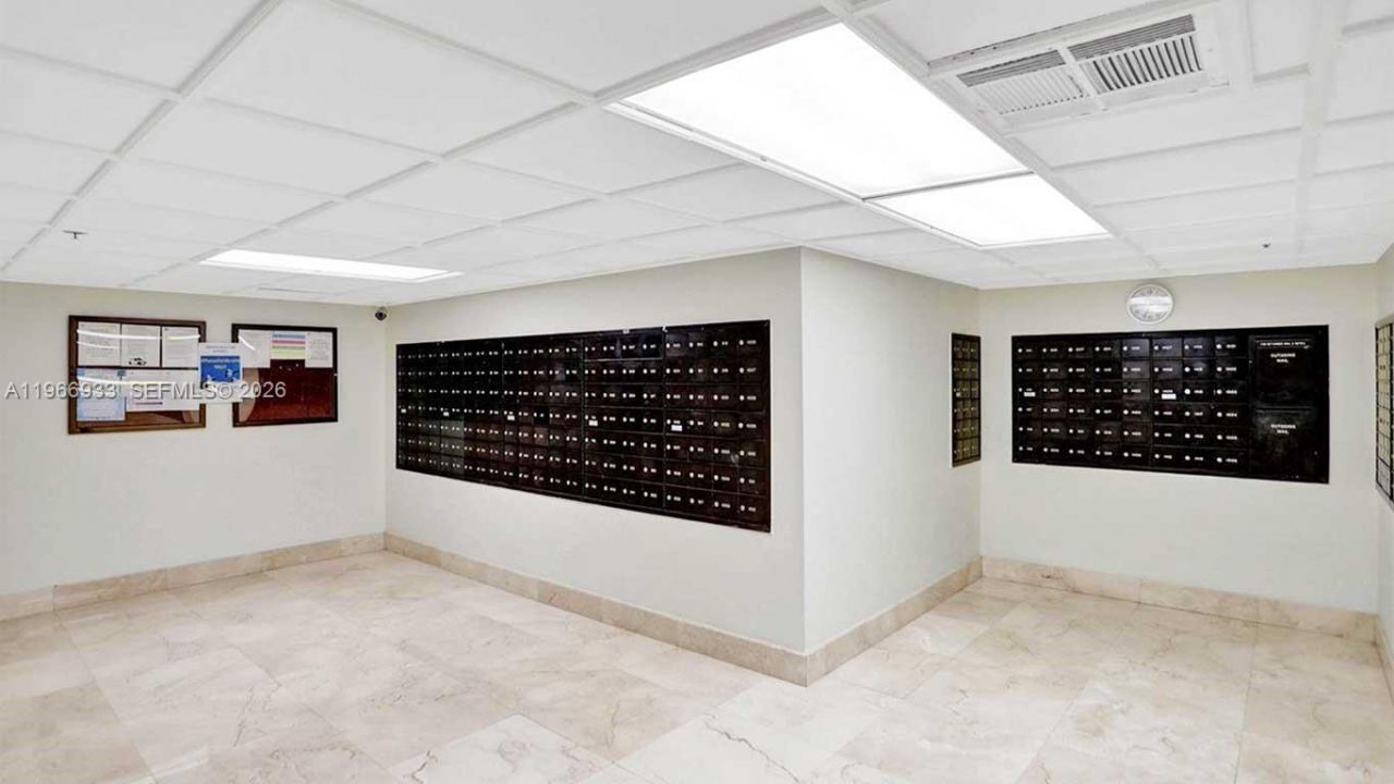 210 174th St , Unit 2411, Sunny Isles Beach, FL 33160 Photo