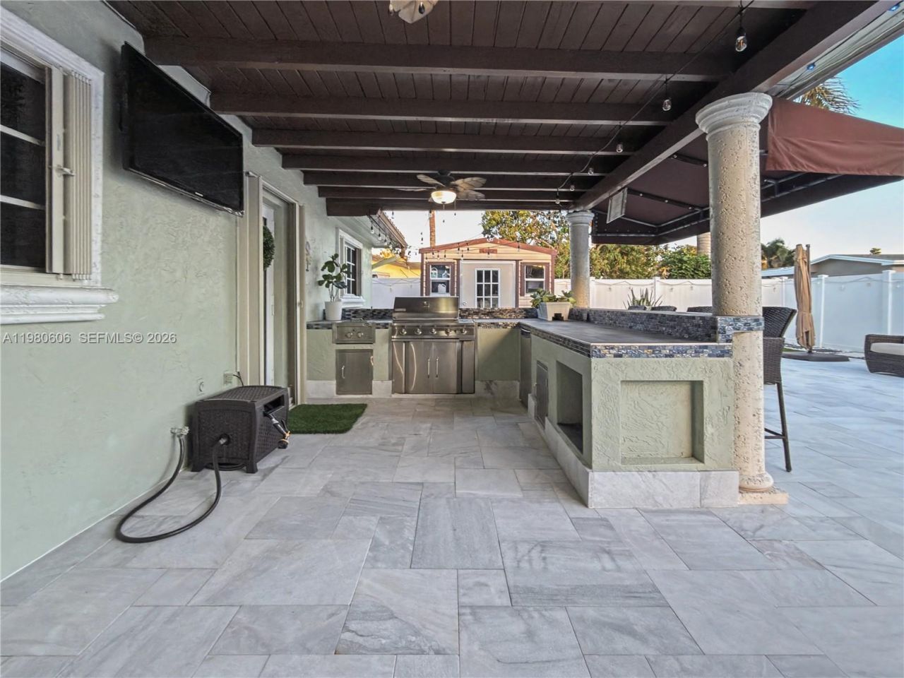 11040 NW 22nd St , Pembroke Pines, FL 33026 Photo