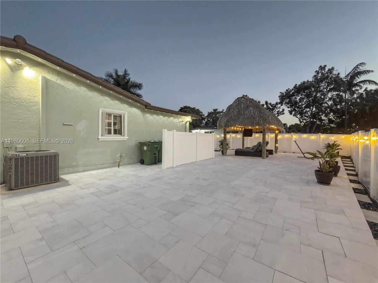 11040 NW 22nd St , Pembroke Pines, FL 33026 Photo