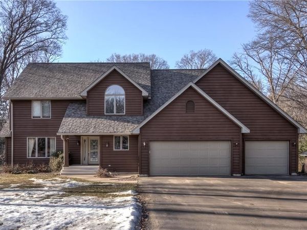 5620 McKai Drive, Eau Claire, WI 54703
