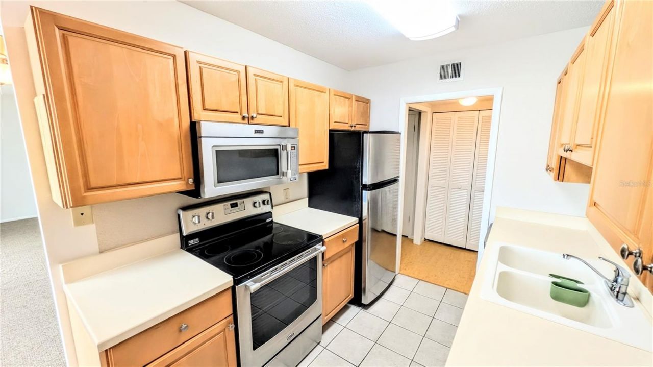 4822 Ocean Boulevard, Unit 5F, Sarasota, FL 34242 Photo