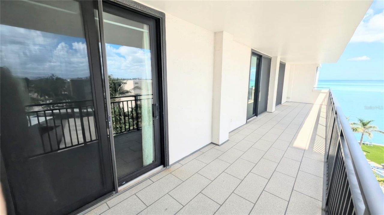 4822 Ocean Boulevard, Unit 5F, Sarasota, FL 34242 Photo