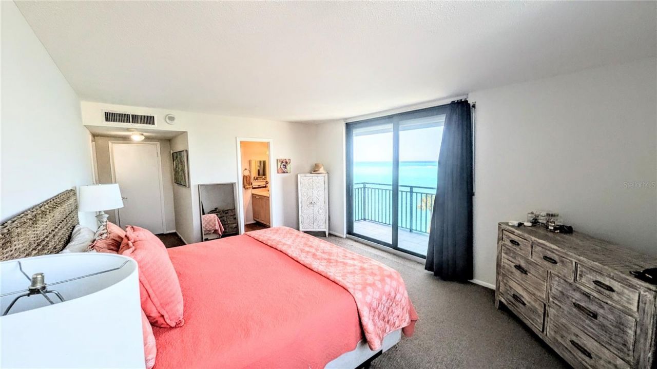 4822 Ocean Boulevard, Unit 5F, Sarasota, FL 34242 Photo