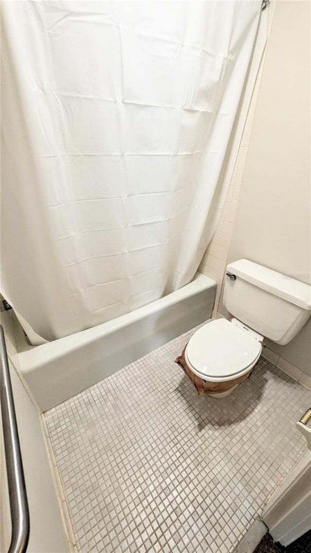 4822 Ocean Boulevard, Unit 5F, Sarasota, FL 34242 Photo