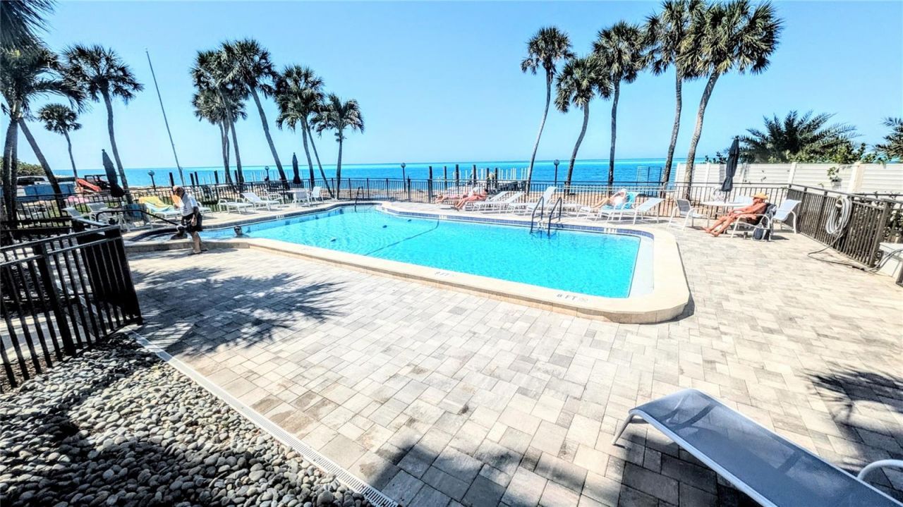 4822 Ocean Boulevard, Unit 5F, Sarasota, FL 34242 Photo