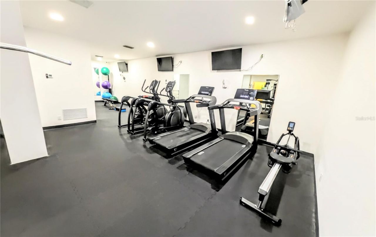 4822 Ocean Boulevard, Unit 5F, Sarasota, FL 34242 Photo