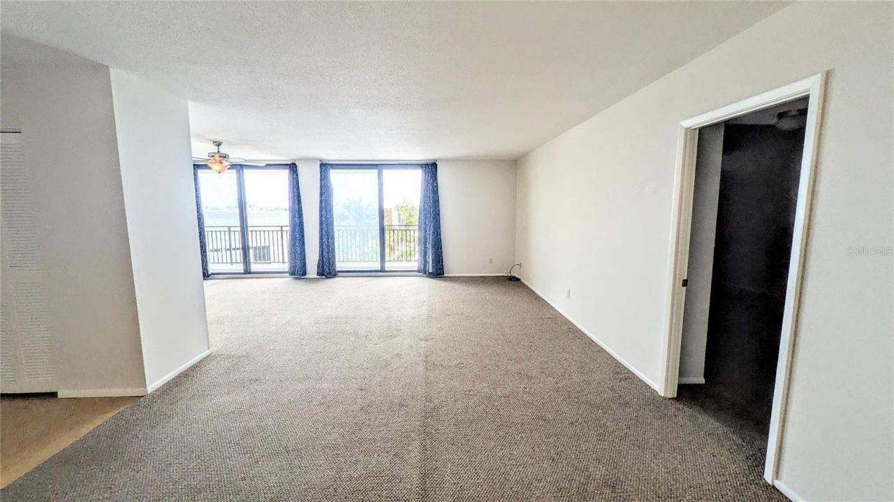 4822 Ocean Boulevard, Unit 5F, Sarasota, FL 34242 Photo