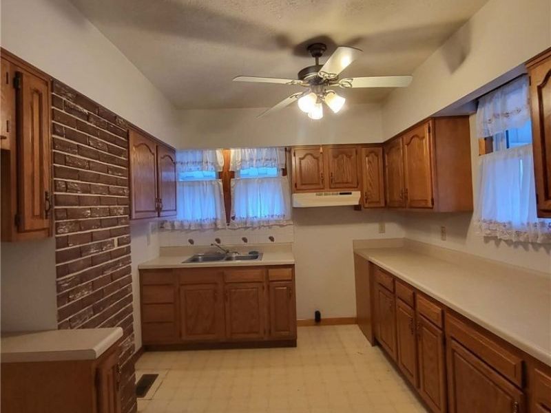 278 Highway 7 N, Powhatan Point, OH 43942 Photo 7