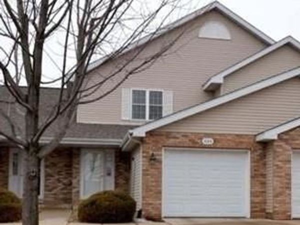 1084 Stonewood Crossing, Sun Prairie, WI 53590