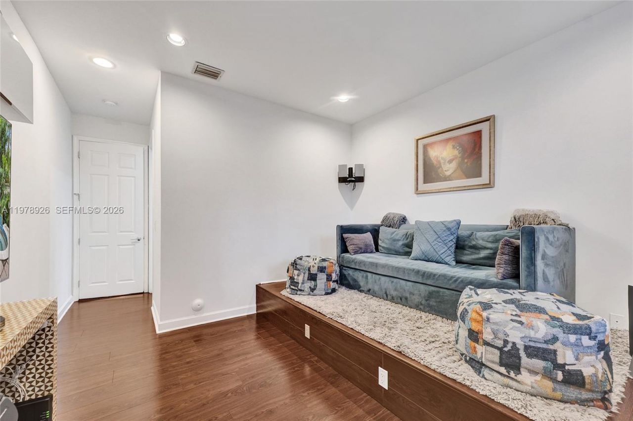 19413 38th Ct, Sunny Isles Beach, FL 33160 Photo