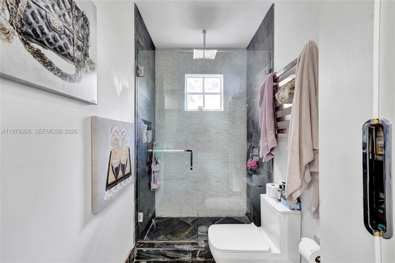 19413 38th Ct, Sunny Isles Beach, FL 33160 Photo