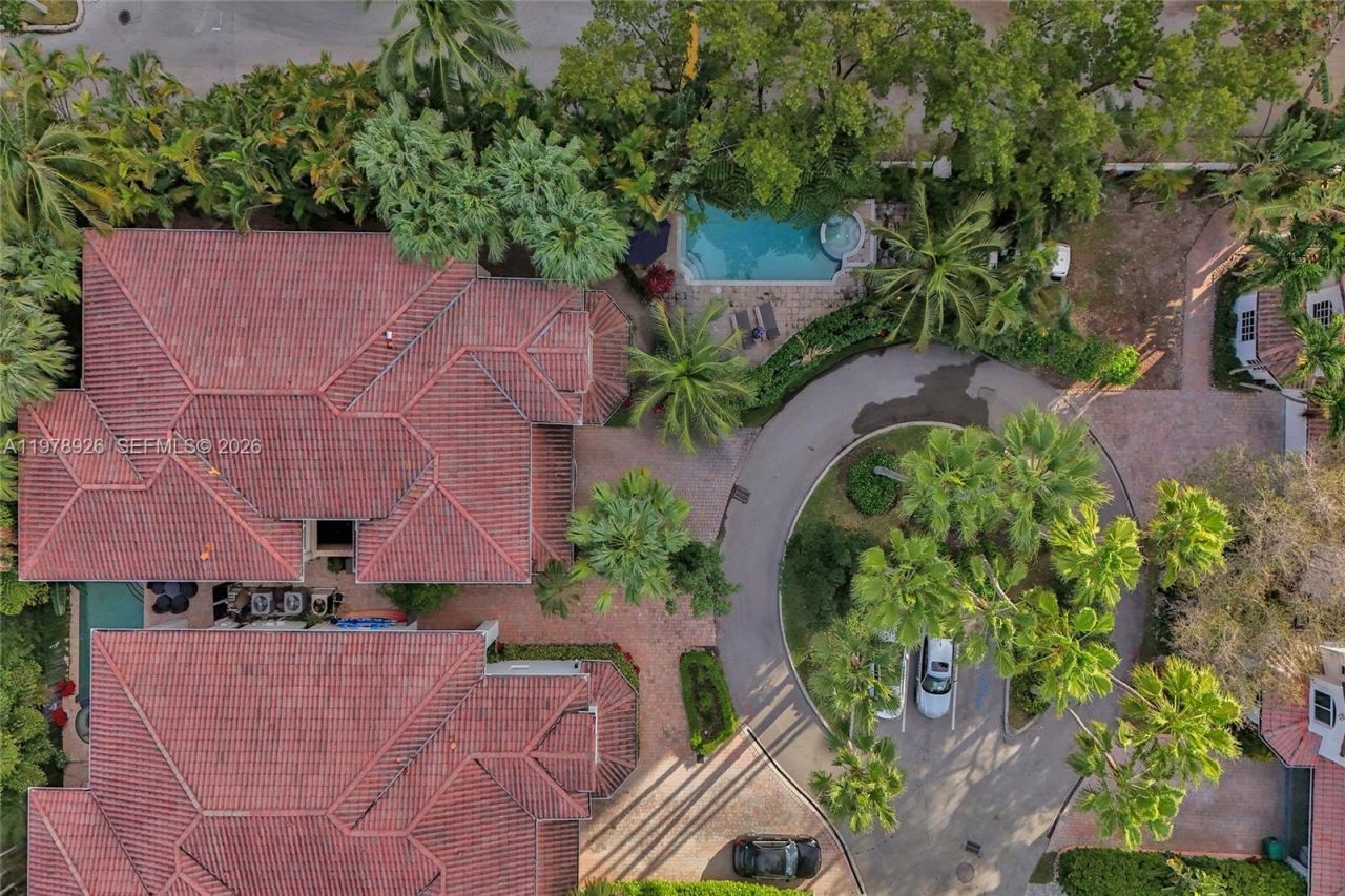 19413 38th Ct, Sunny Isles Beach, FL 33160 Photo