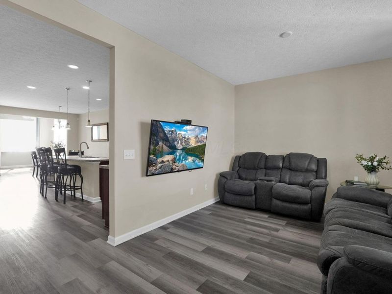 206 Long Cay Lane, Reynoldsburg, OH 43068 Photo 4