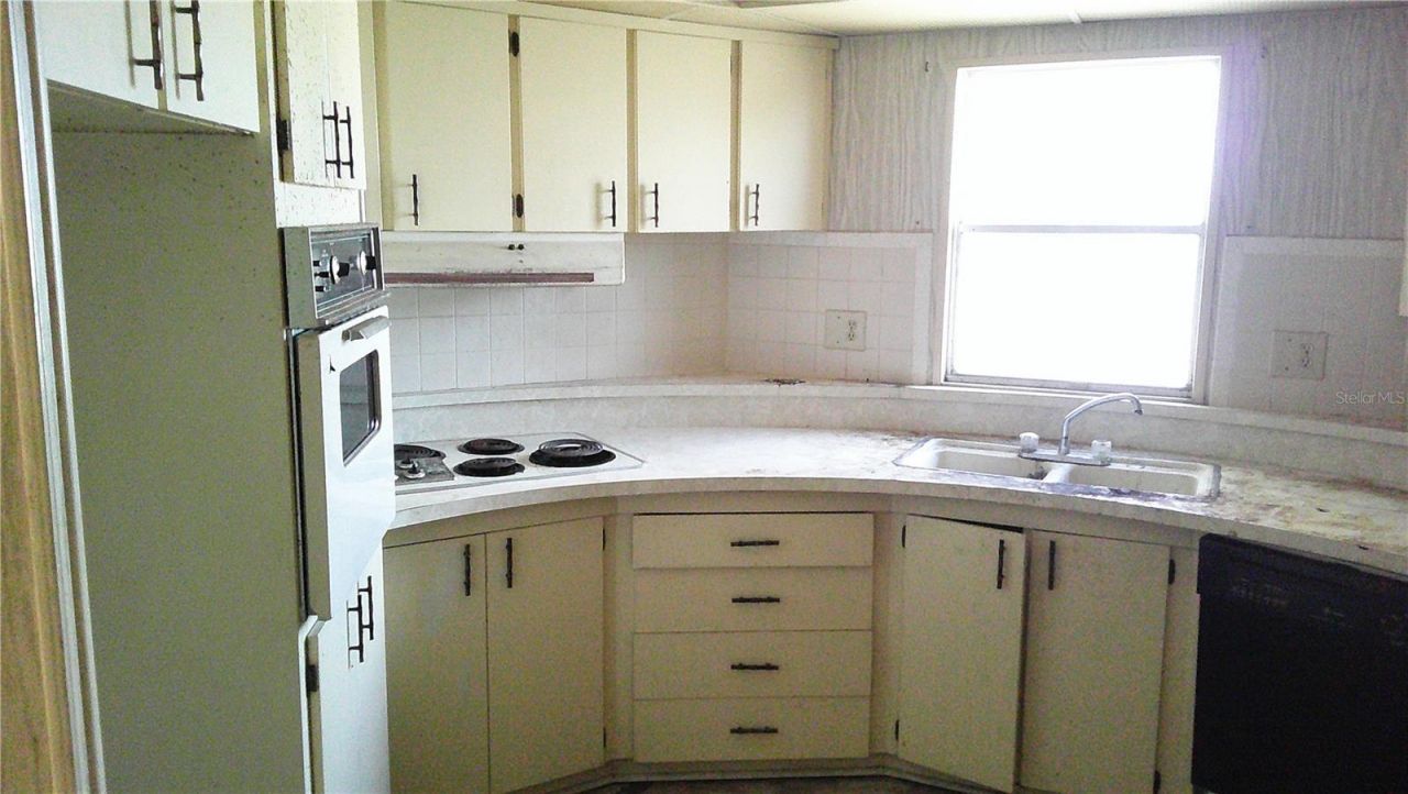 6710 36th Avenue E, Unit 192, Palmetto, FL 34221 Photo