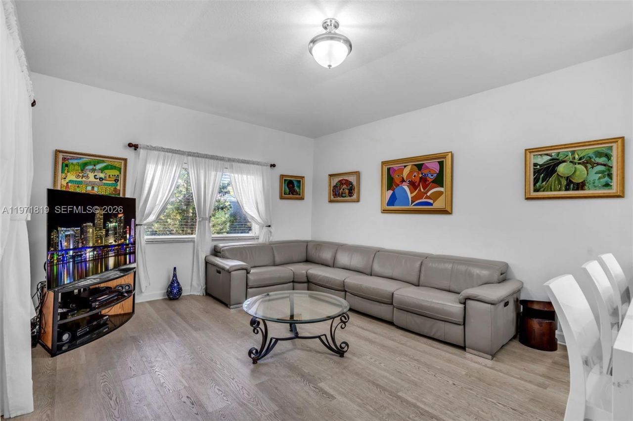 14023 SW 132nd Ave , Miami, FL 33186 Photo