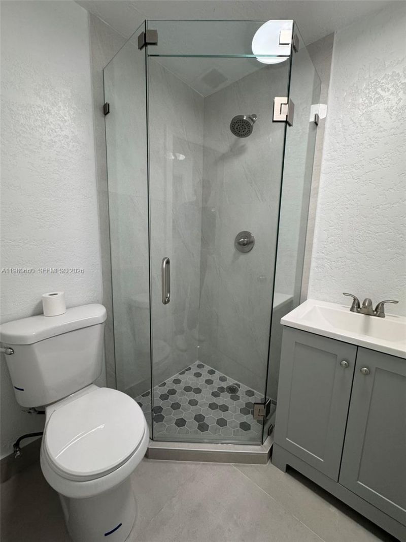 664 Colson Dr , Key Largo, FL 33037 Photo