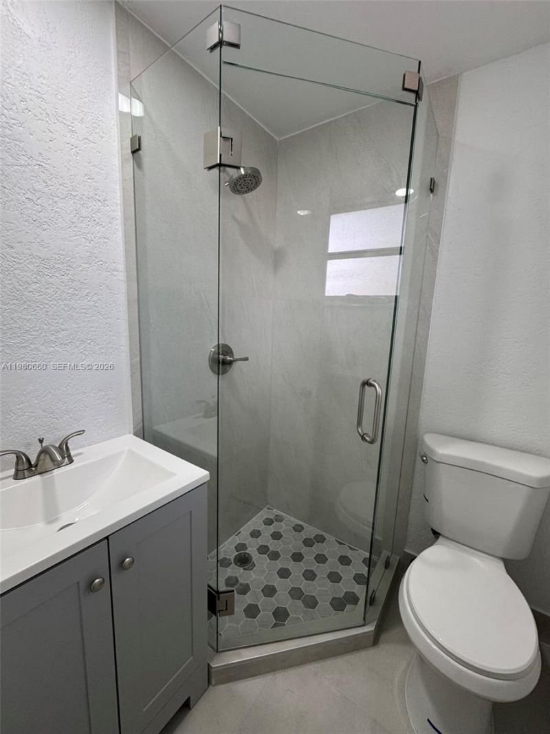 664 Colson Dr , Key Largo, FL 33037 Photo