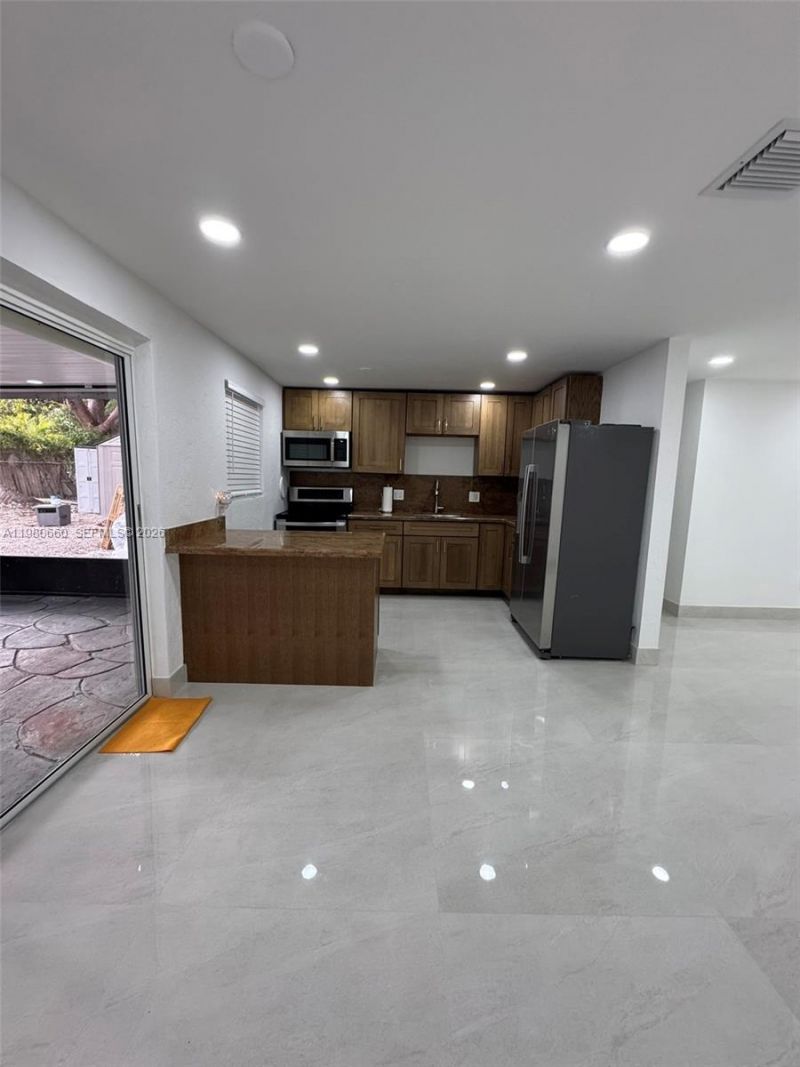 664 Colson Dr , Key Largo, FL 33037 Photo