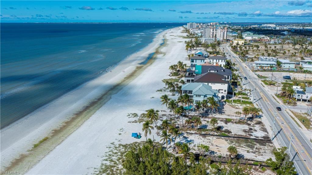 3250 Estero Blvd, Fort Myers Beach, FL 33931 Photo