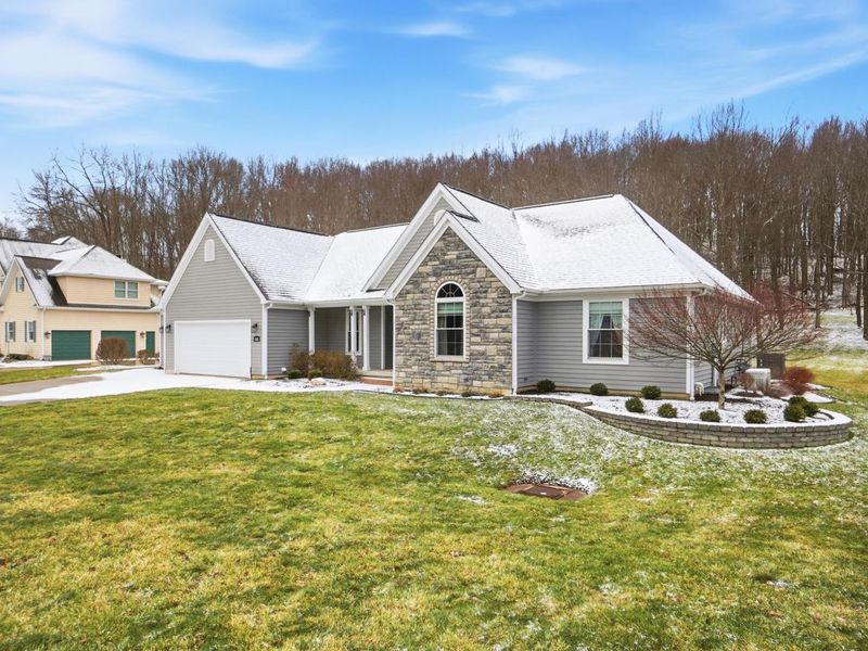 441 Gleneagles Drive, Newark, OH 43055 Photo 1