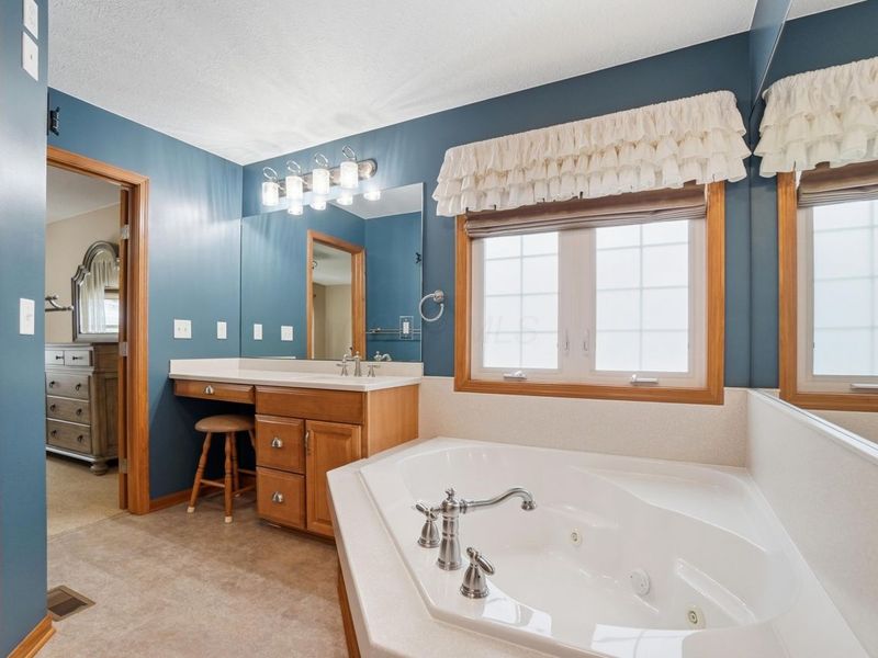 441 Gleneagles Drive, Newark, OH 43055 Photo 25